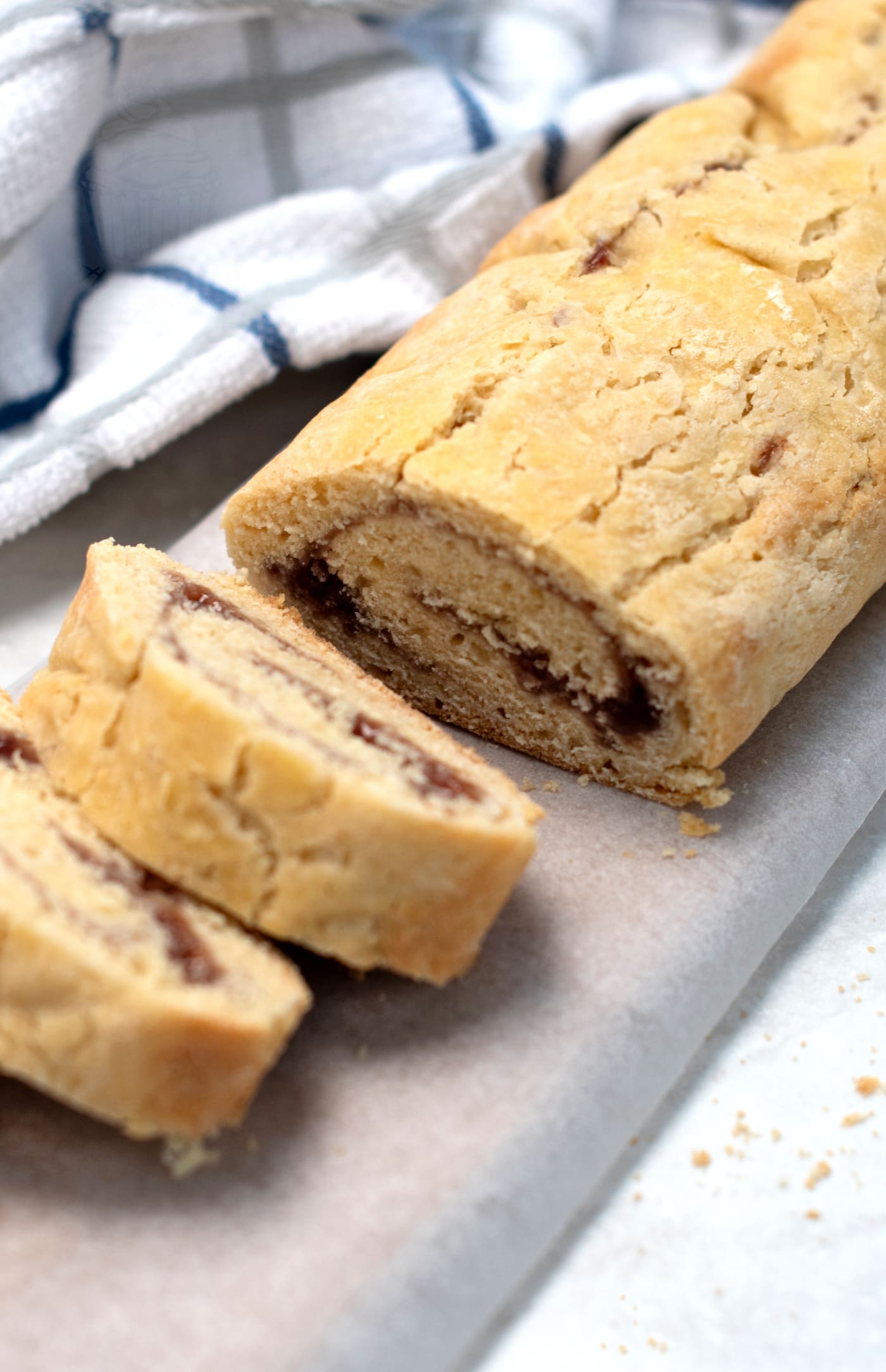 Homemade Jam Roly-poly recipe from Baking with Granny.